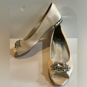 MarHermoso Women’s Peep Toe Flats Size 9